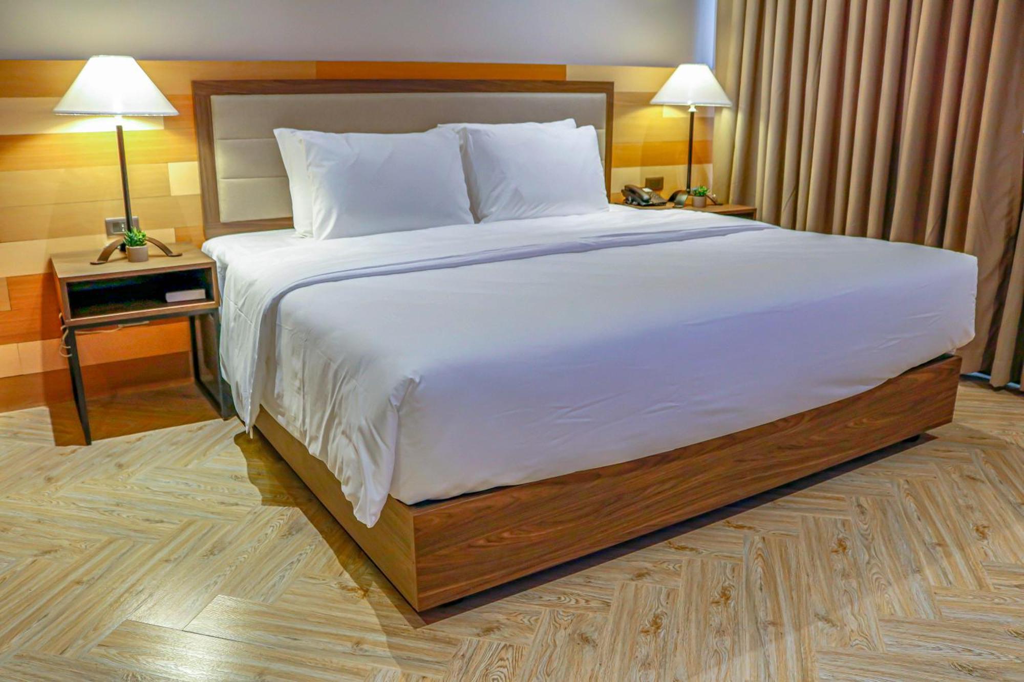 Acacia Hotel באקולוד מראה חיצוני תמונה